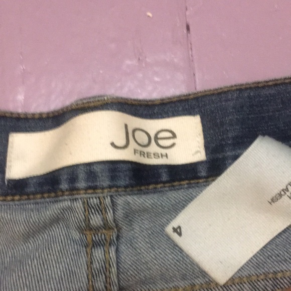 Jean shorts with pockets - Picture 2 of 3